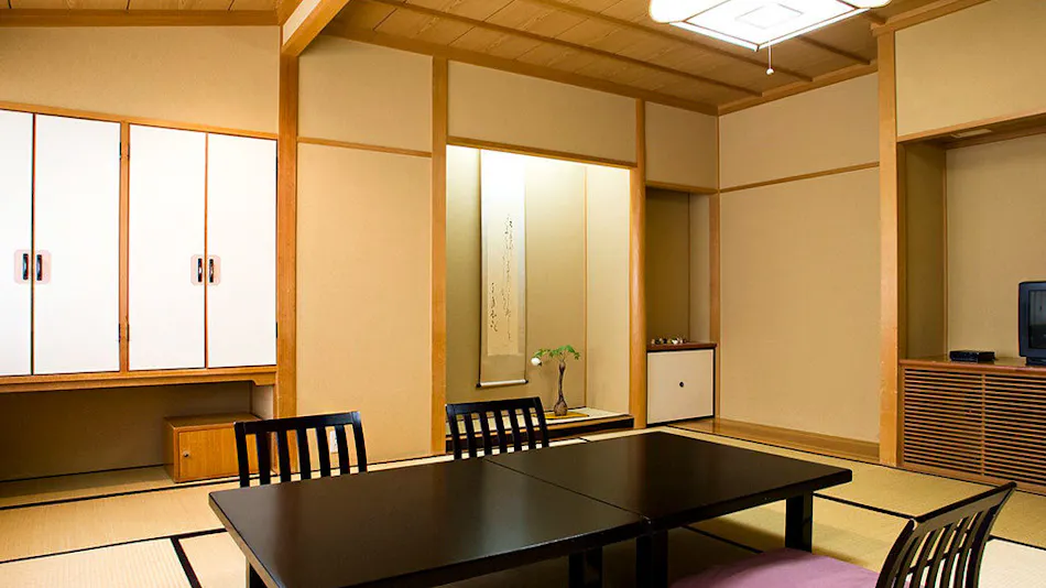 Kanazawa Yuwaku-Onsen Japanese Cuisine Sakaeya