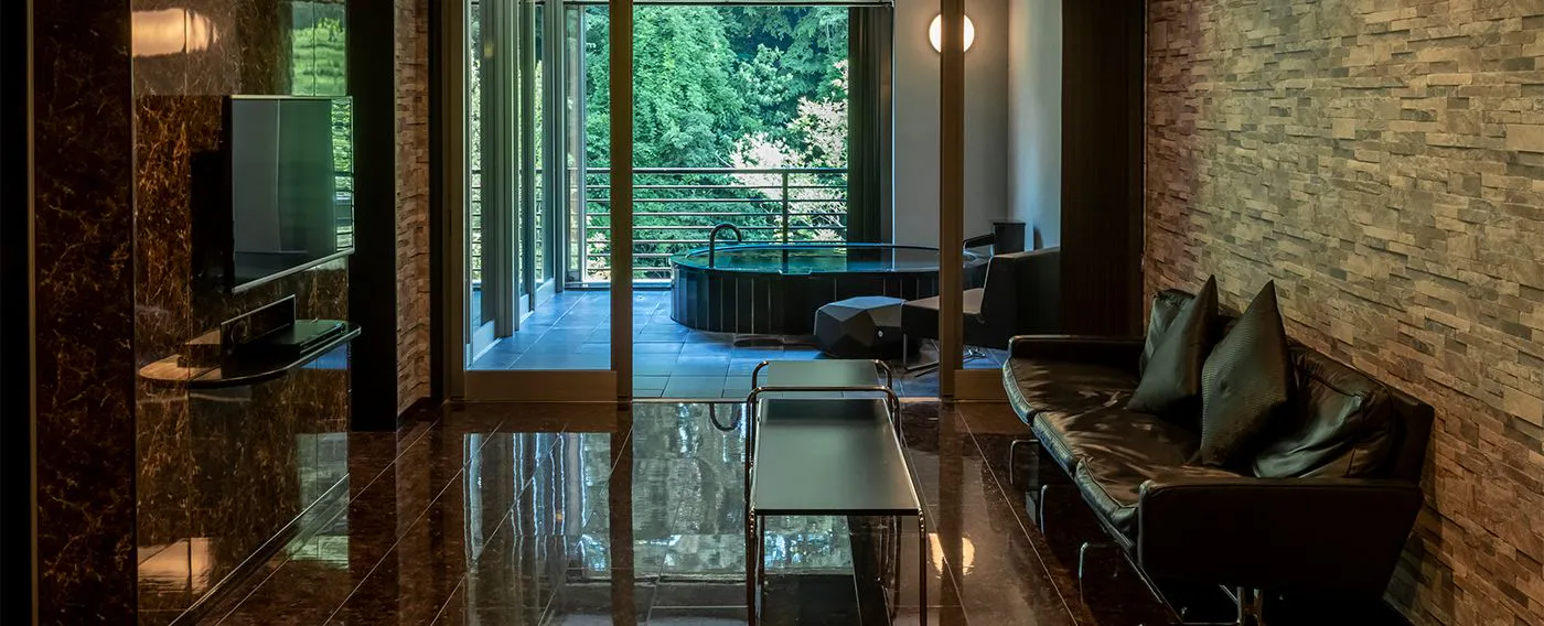 203号室【完全源泉露天風呂付客室】リバービューインバス付ツイン