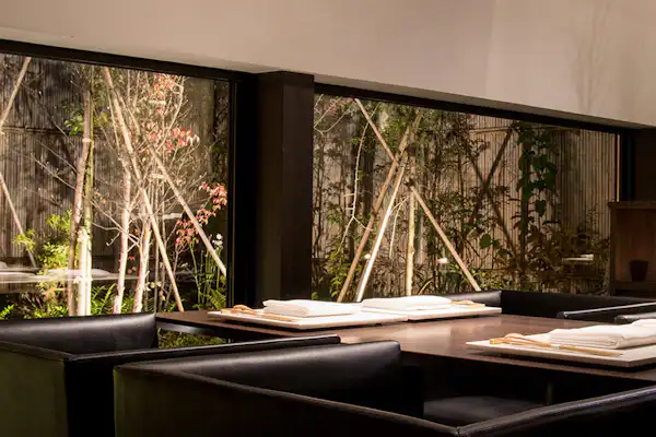 ร้านอาหาร (Higashiyama Wakon)