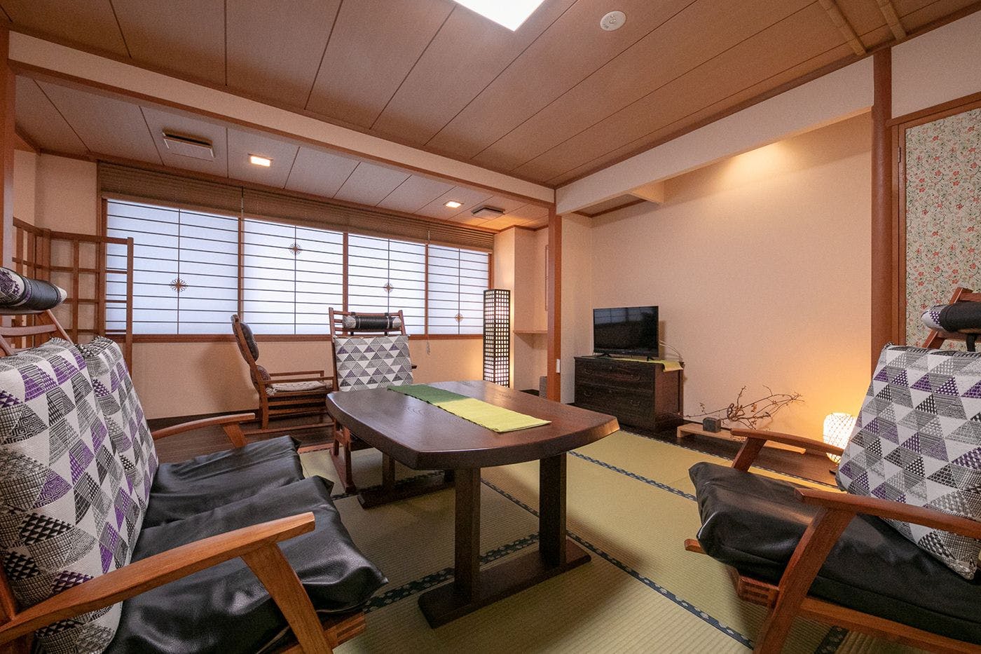 蔵王温泉　和歌（うた）の宿　わかまつや