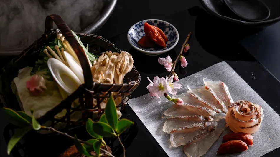 Yuhigaura Onsen ryotei Kai