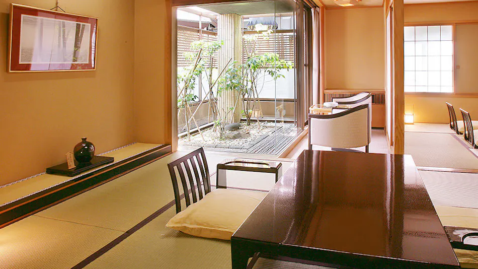 HAYAMAKAN