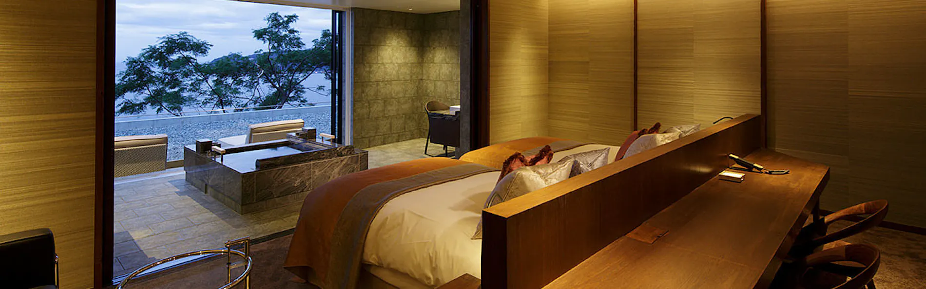 THE HIRAMATSU HOTELS & RESORTS 熱海