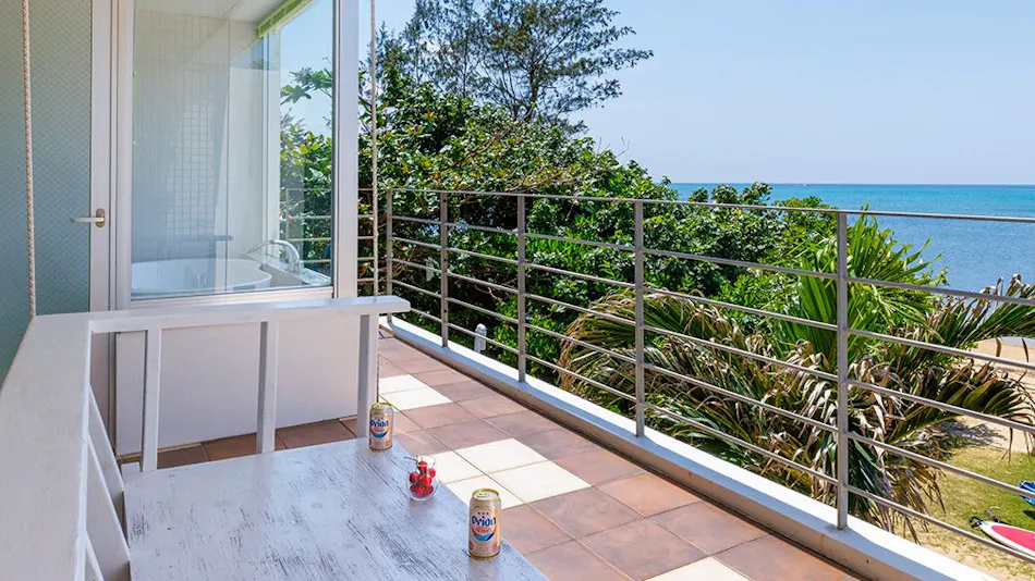 Beach Room