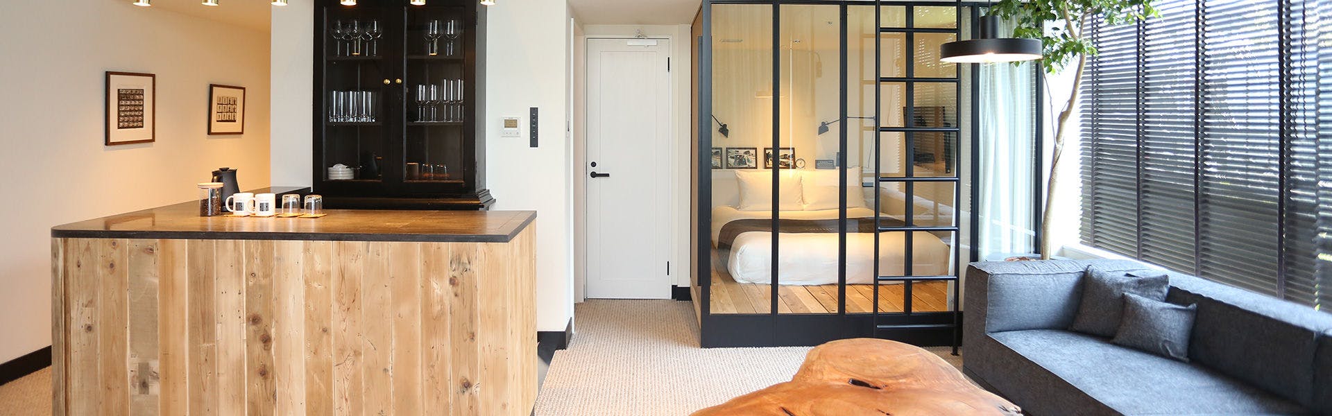 1階ラウンジエリア