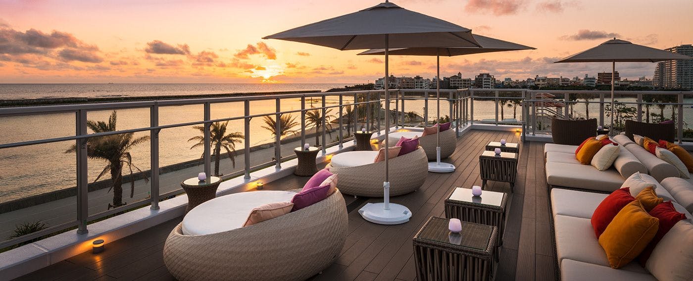 43ウェストルーフトップバー