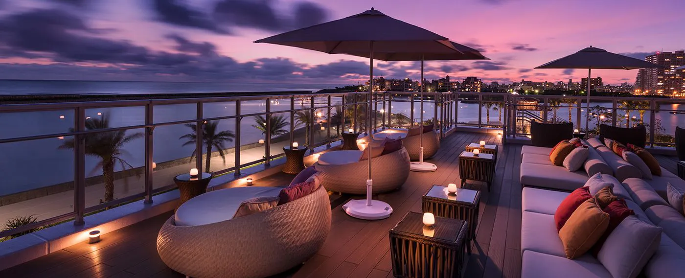 43ウェストルーフトップバー