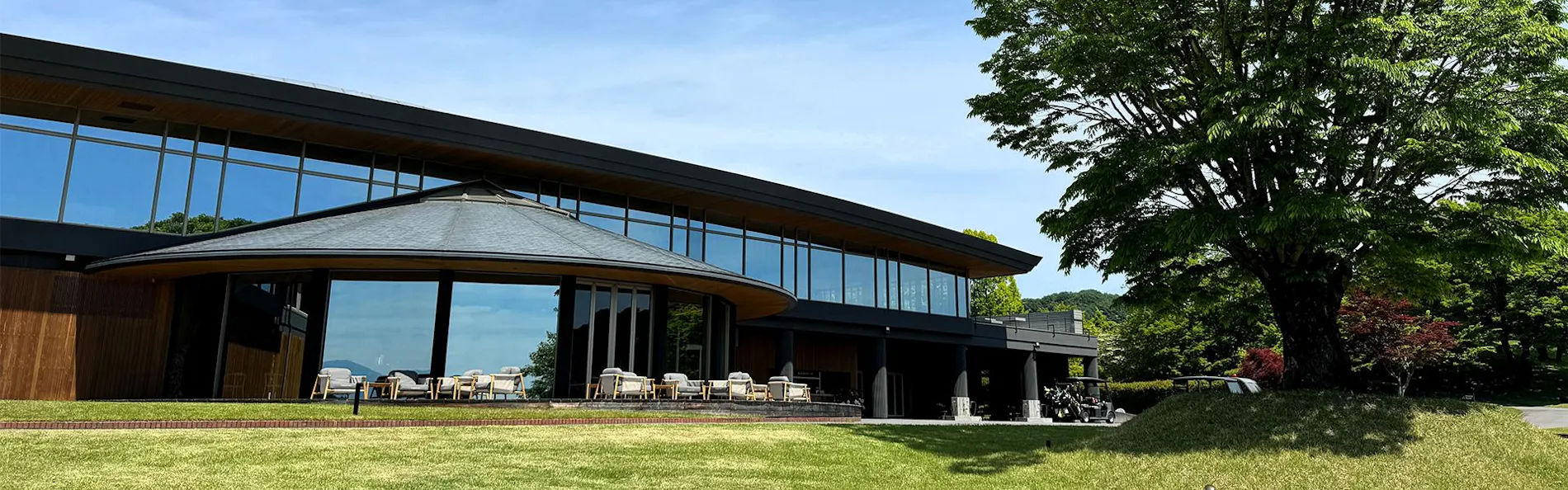 THE CLUB golf village