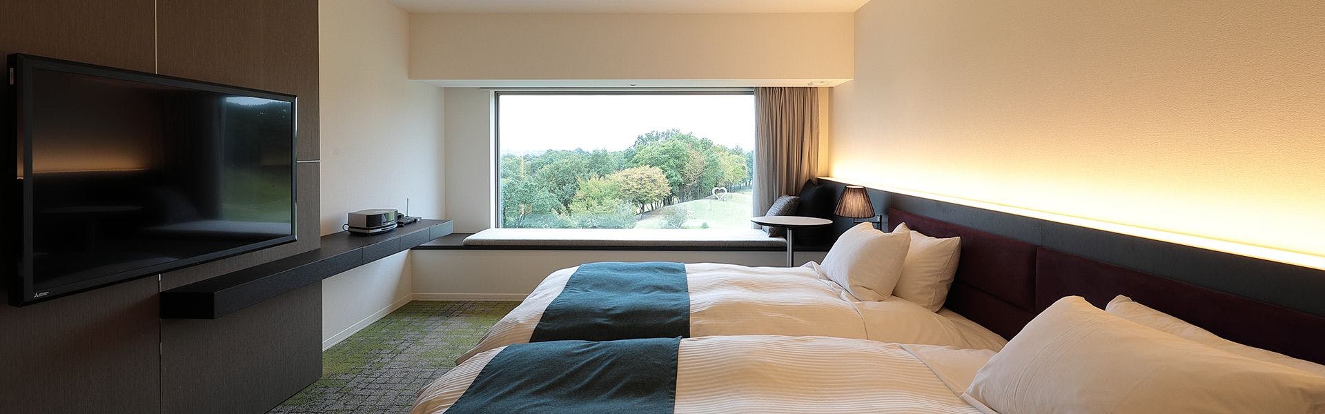 THE CLUB golf village