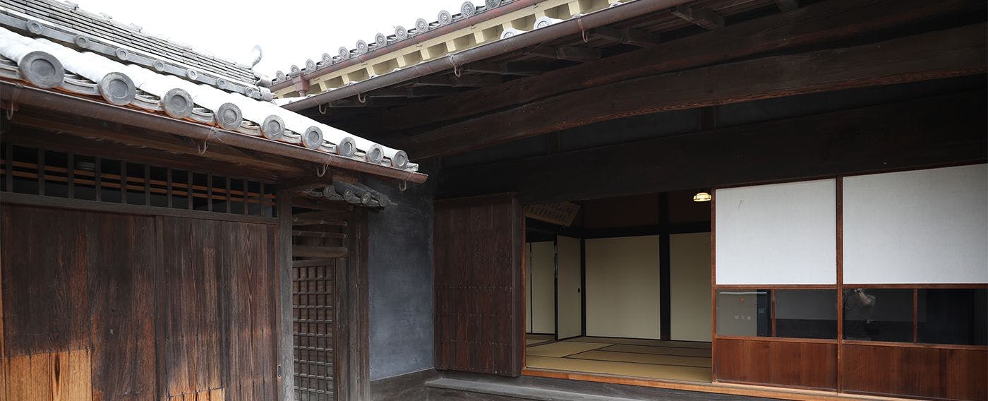 NIPPONIA　播磨福崎蔵書の館
