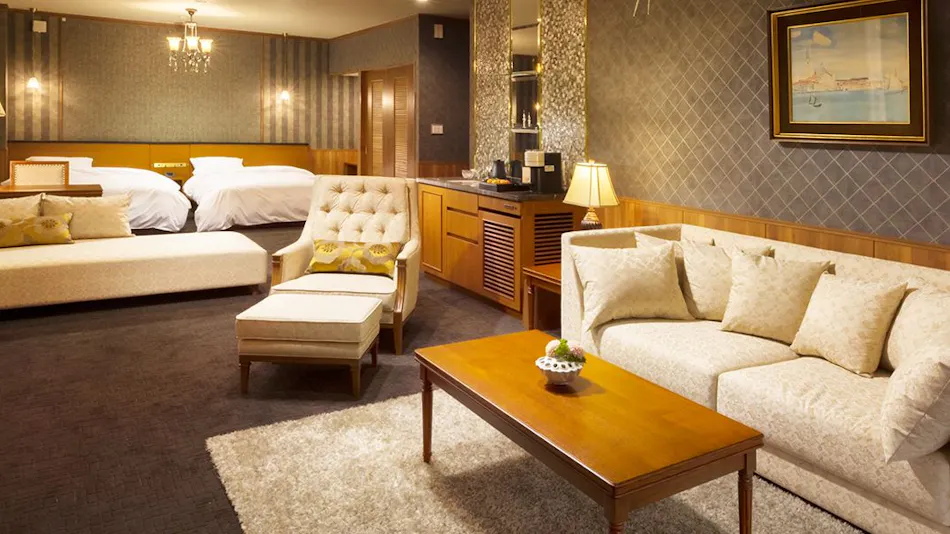 Lakeside Western-style Mansion Katakura Silk Hotel