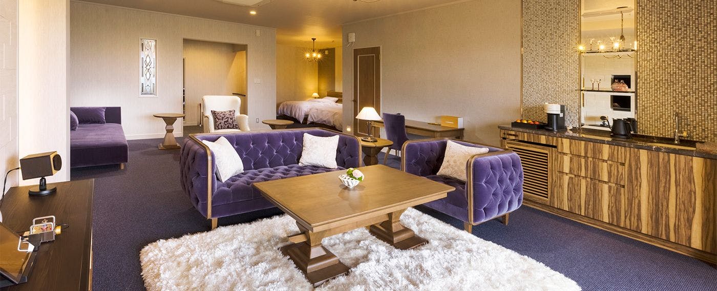 Lakeside Western-style Mansion Katakura Silk Hotel