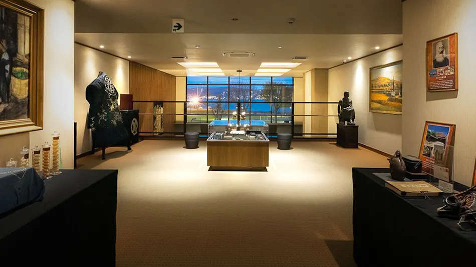 Lakeside Western-style Mansion Katakura Silk Hotel