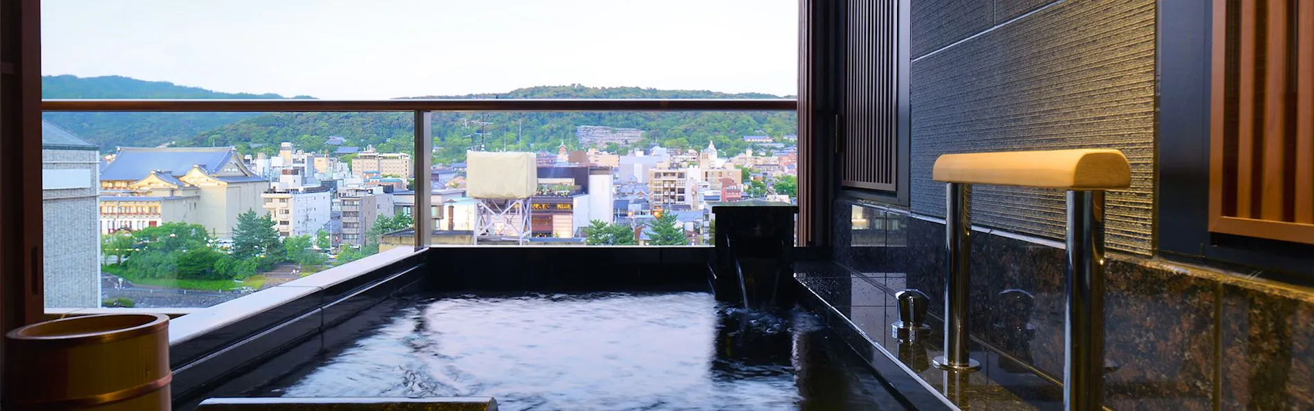 四条河原町温泉 空庭テラス京都 別邸