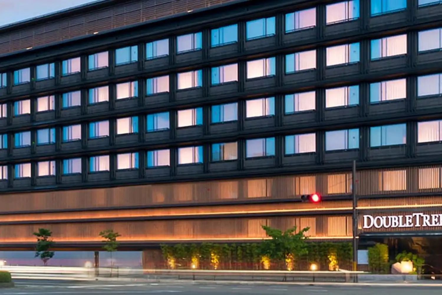 ภายนอกอาคาร