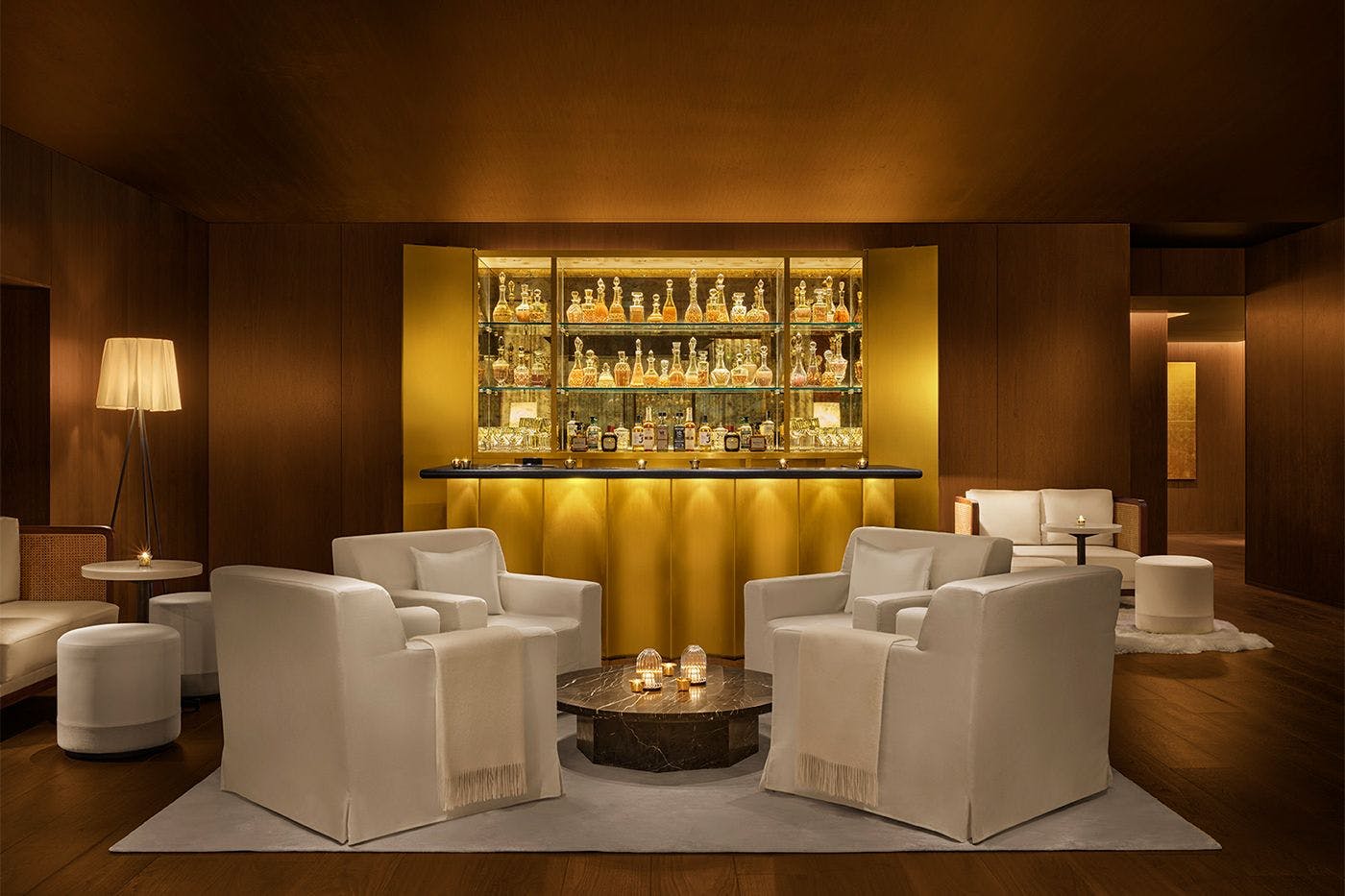 Lobby Bar (ロビー バー)