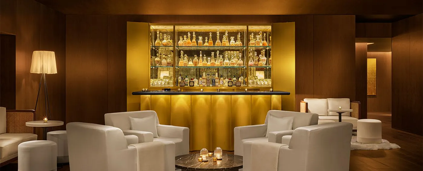 Lobby Bar (ロビー バー)