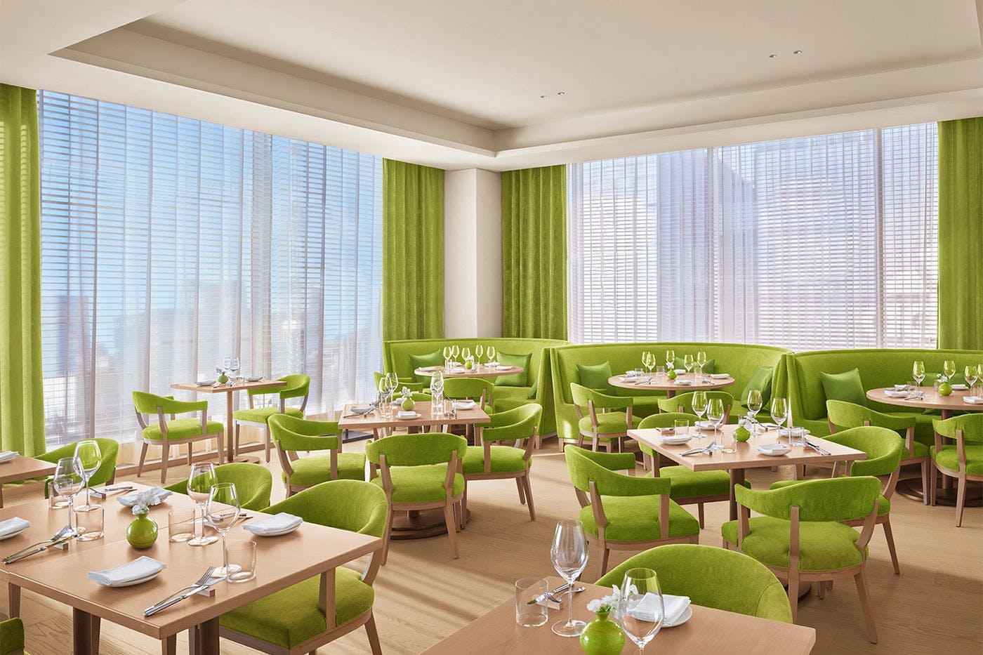 Sophie at EDITION (ソフィー アット エディション) 