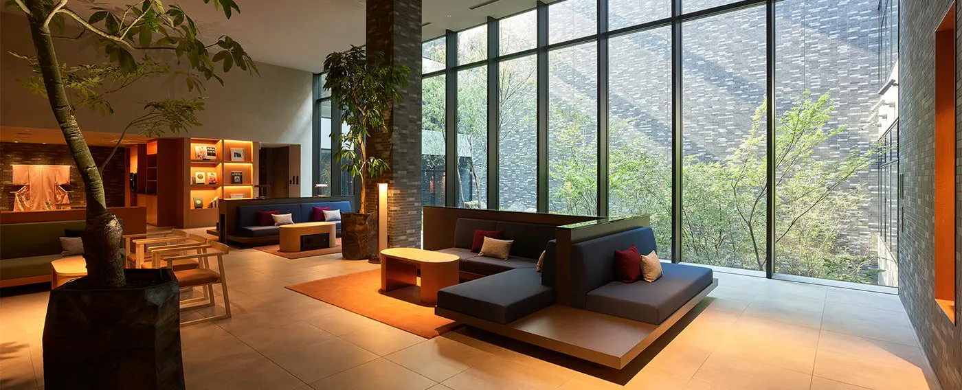 ロビーラウンジ