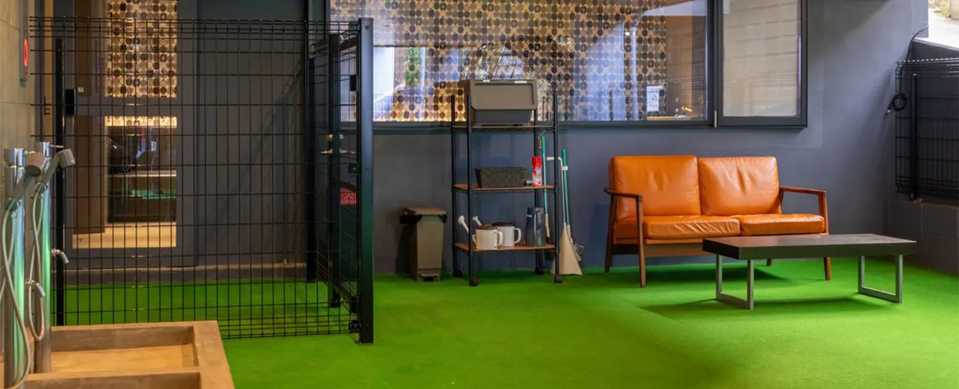 Dog Run Tertutup untuk Segala Cuaca