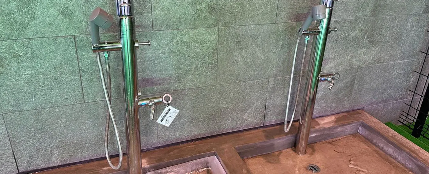 Dog Run Tertutup untuk Segala Cuaca