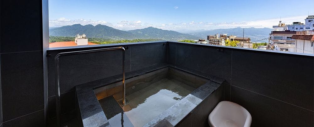 Mata air panas alami