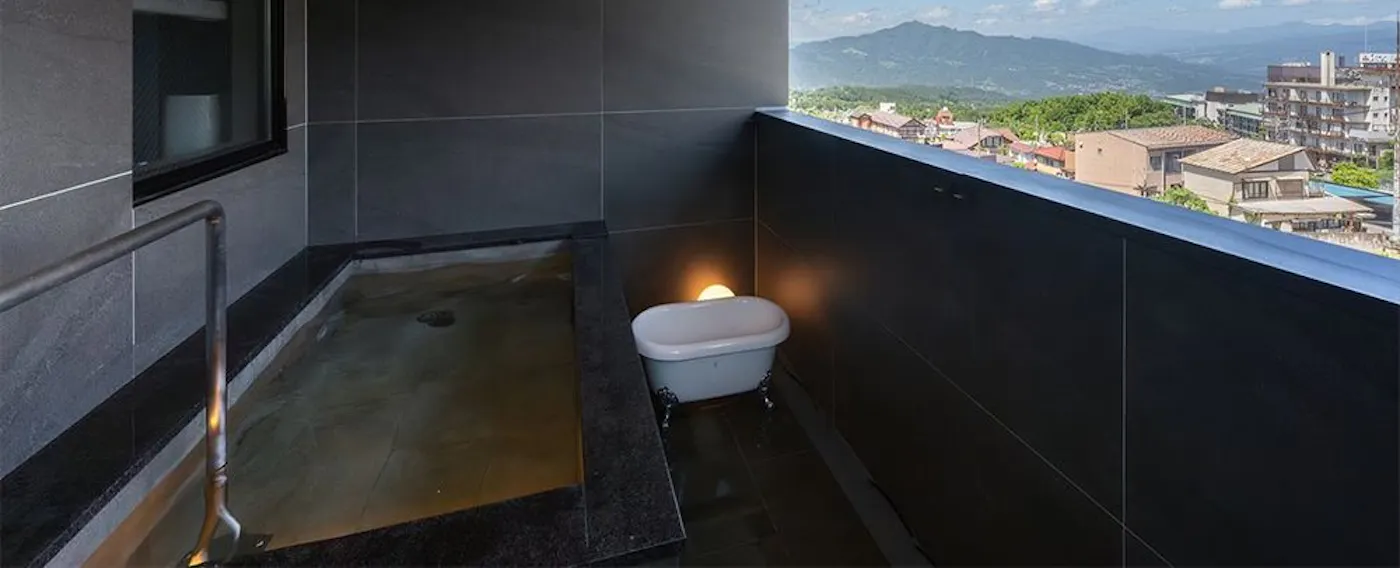 Mata air panas alami