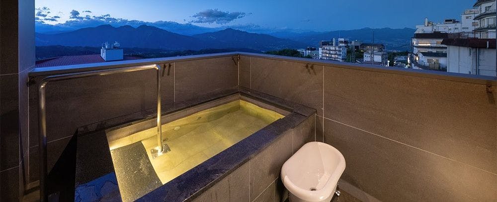 Mata air panas alami