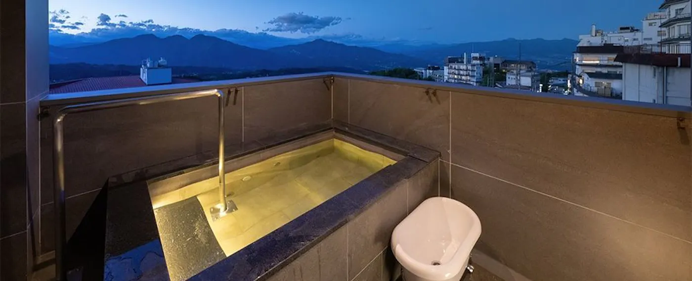 Mata air panas alami