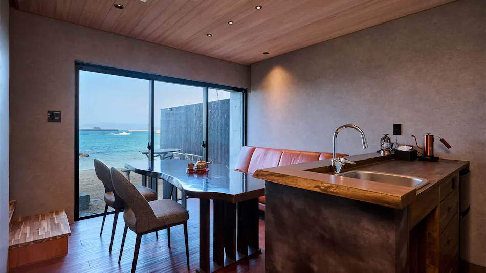 Sunset Villa Hikari Reef