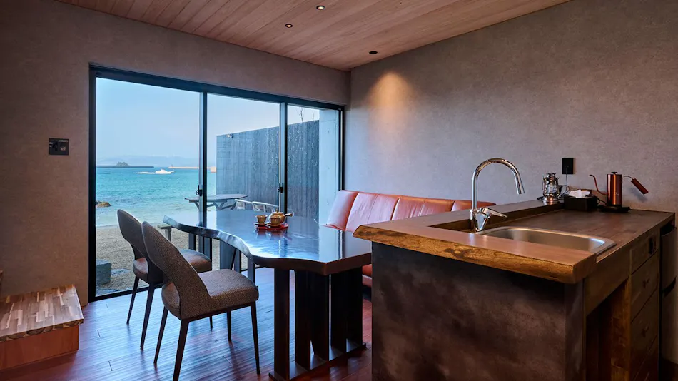 Sunset Villa Hikari Reef