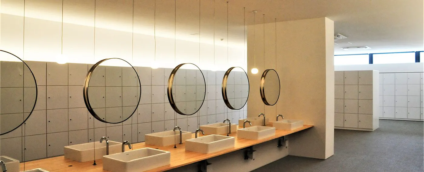 ドレッシングルーム