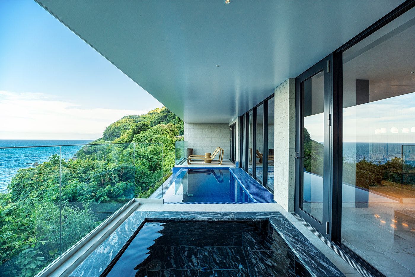 インフィニティープール