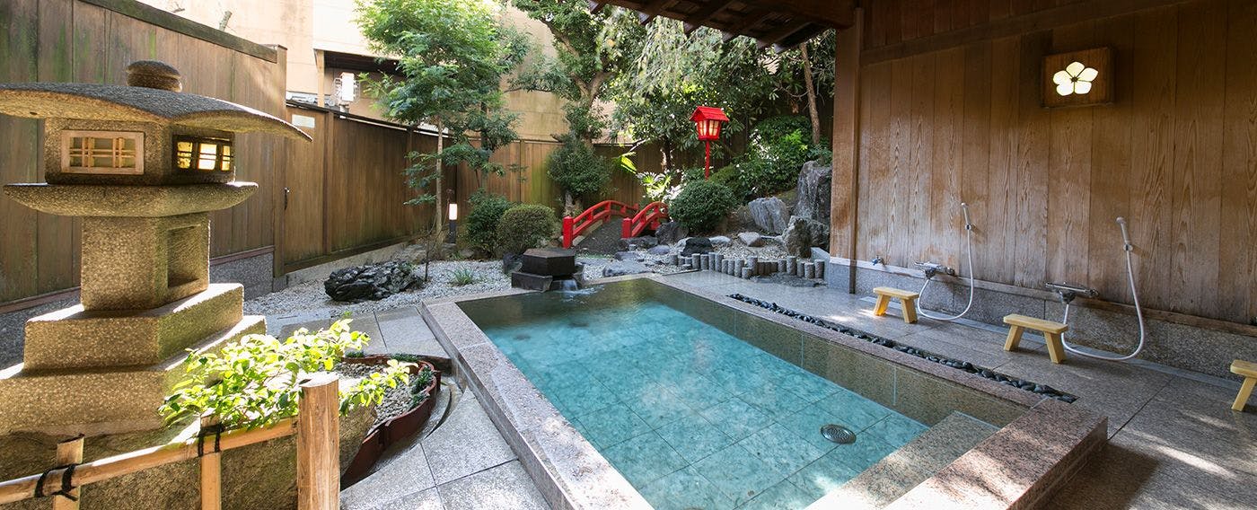 สวนออนเซ็นกลางแจ้ง