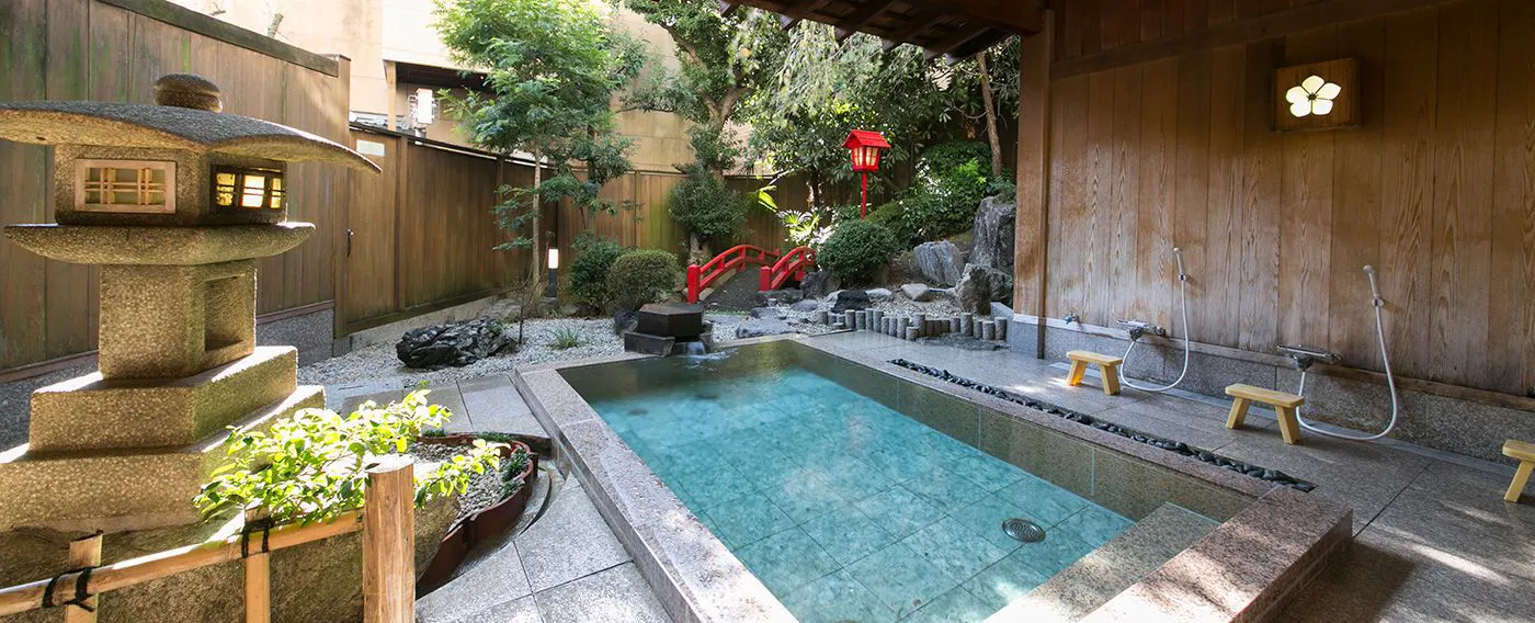 สวนออนเซ็นกลางแจ้ง