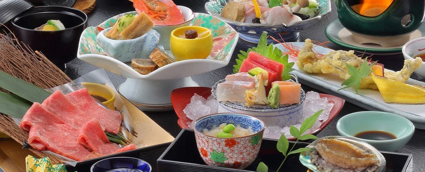 ตัวอย่างชุดอาหารค่ำตามฤดูกาล