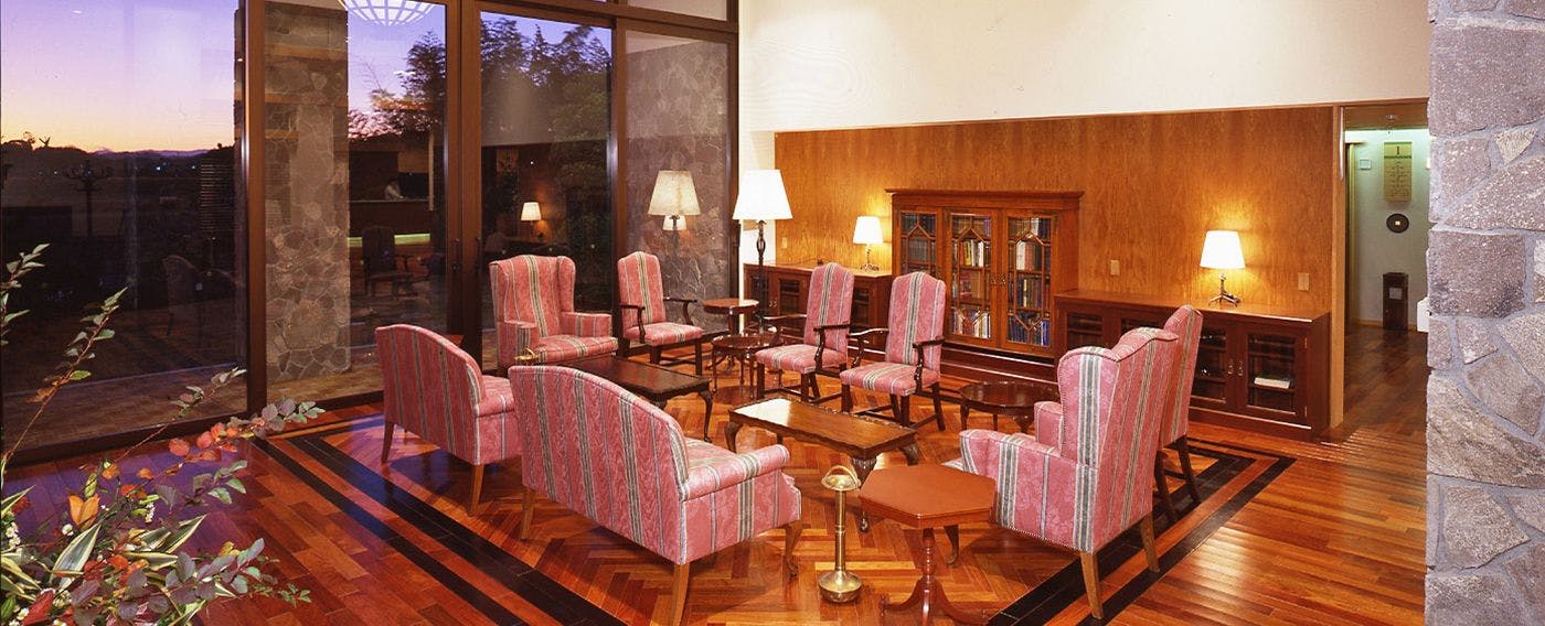 แผนกต้อนรับและล็อบบี้