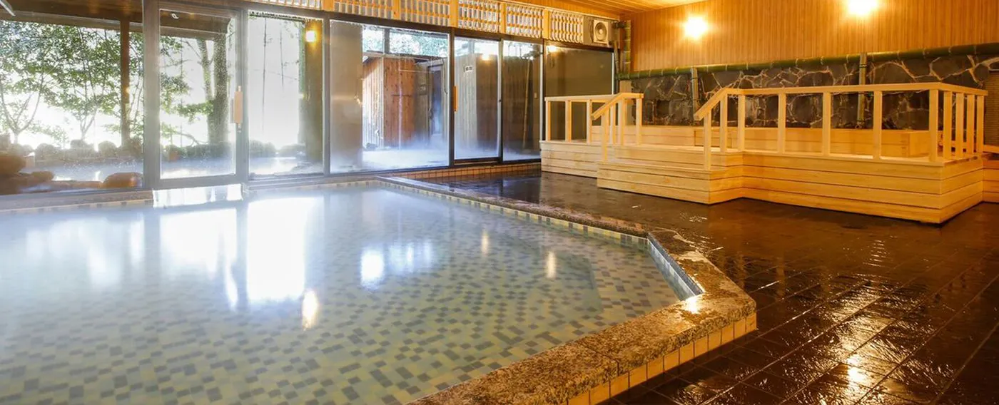 อ่างอาบน้ำในร่ม