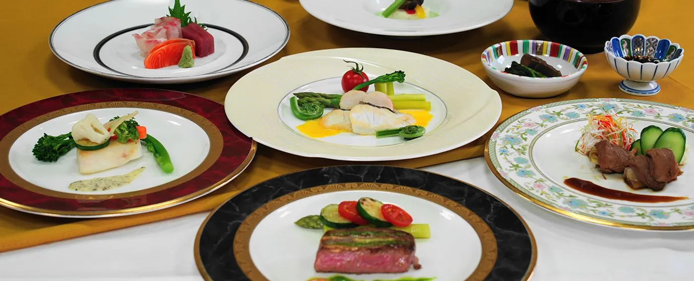 คอร์สไคเซกิแบบญี่ปุ่นและตะวันตกสุดหรู.