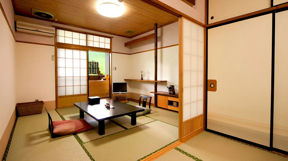 Okutone Onsen Hotel Sunbird