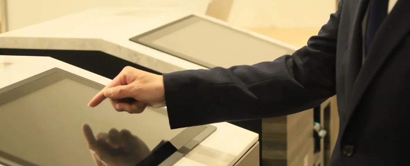 스마트 체크인 기기