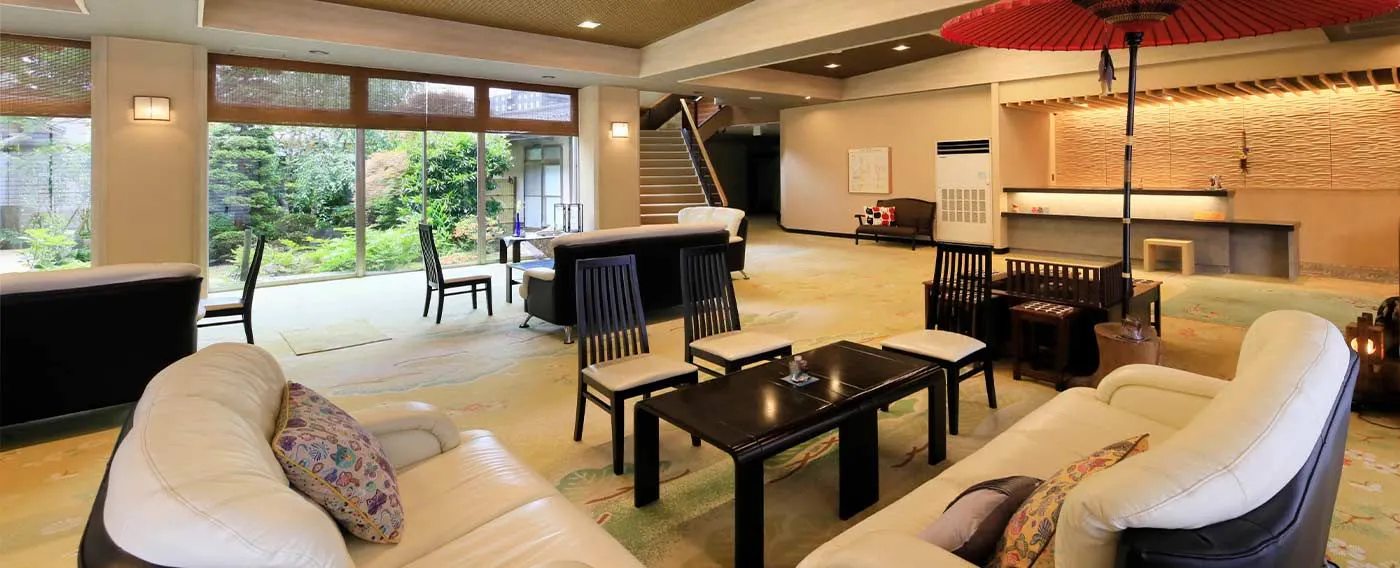 ล็อบบี้และทางเข้า