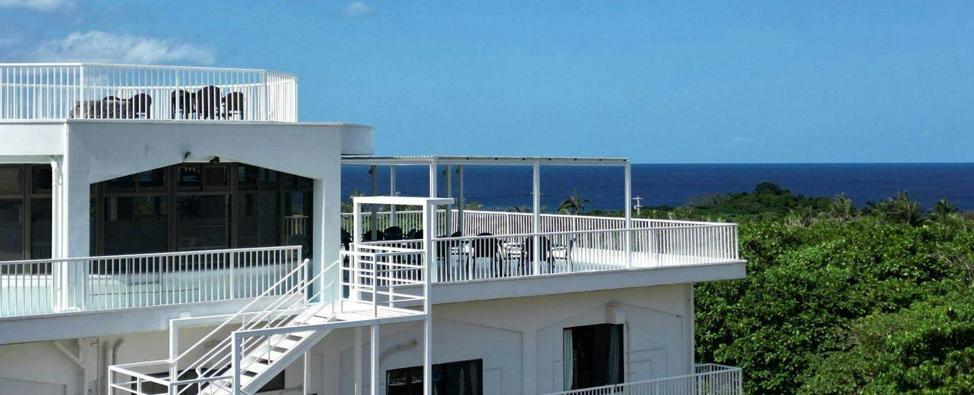 Resort Inn Blue Cave
