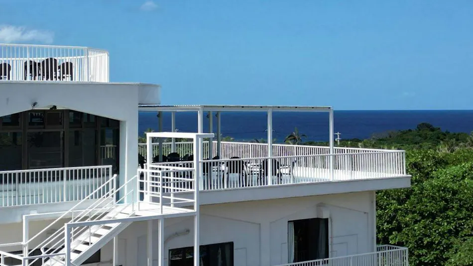 Resort Inn Blue Cave