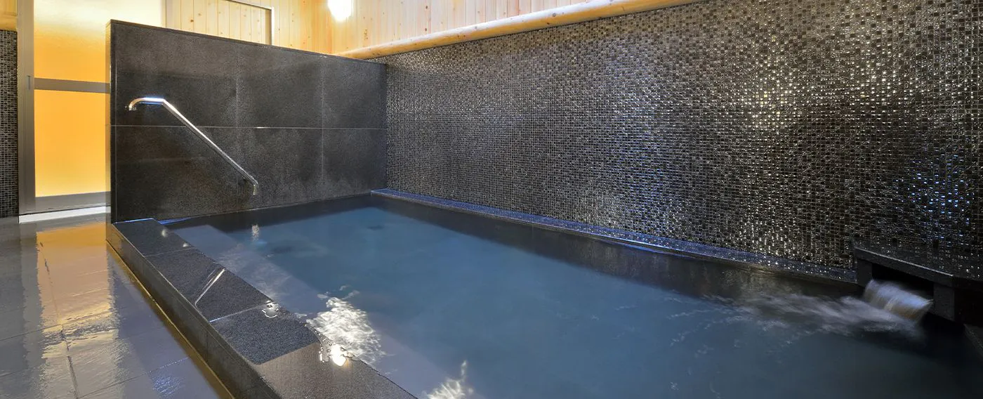 น้ำพุร้อนธรรมชาติ