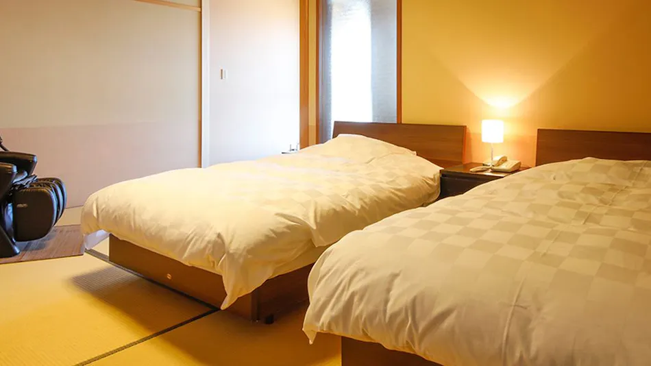 Kaigunkan: The Authentic Home of Taiza Crab - Adults Only Inn