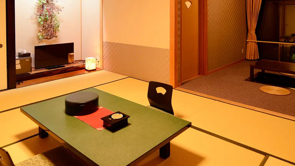Kaigunkan: The Authentic Home of Taiza Crab - Adults Only Inn