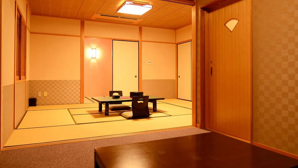 Kaigunkan: The Authentic Home of Taiza Crab - Adults Only Inn