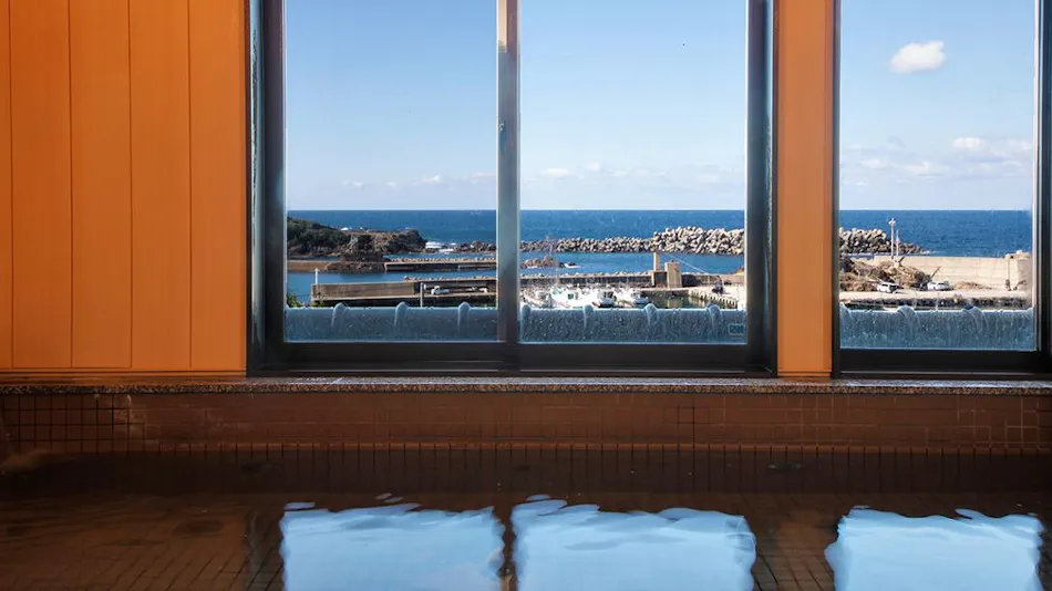 Kaigunkan: The Authentic Home of Taiza Crab - Adults Only Inn