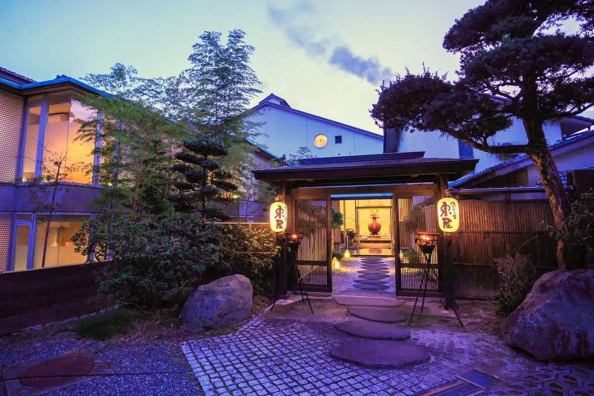 ทางเข้า